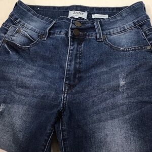 JANE women’s medium Rise Capris Jeans